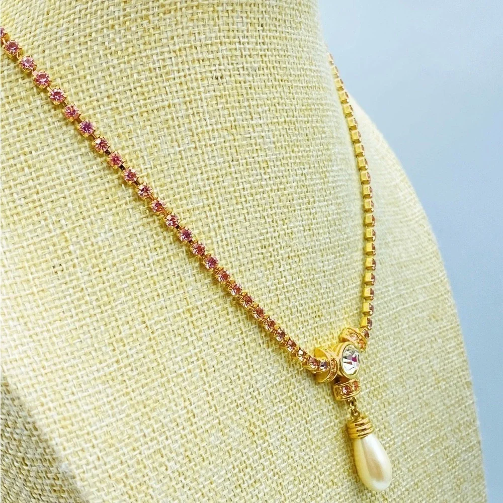 Elegant Gold and Pink Crystal Necklace
